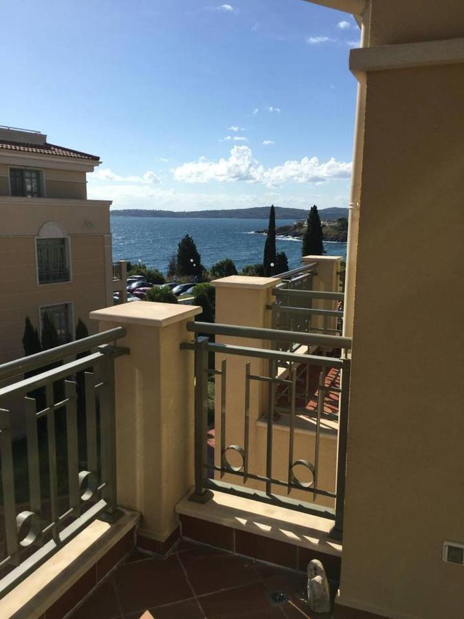 Flores Garden Sea View Apartment With Balcony TTchernomorets Extérieur photo